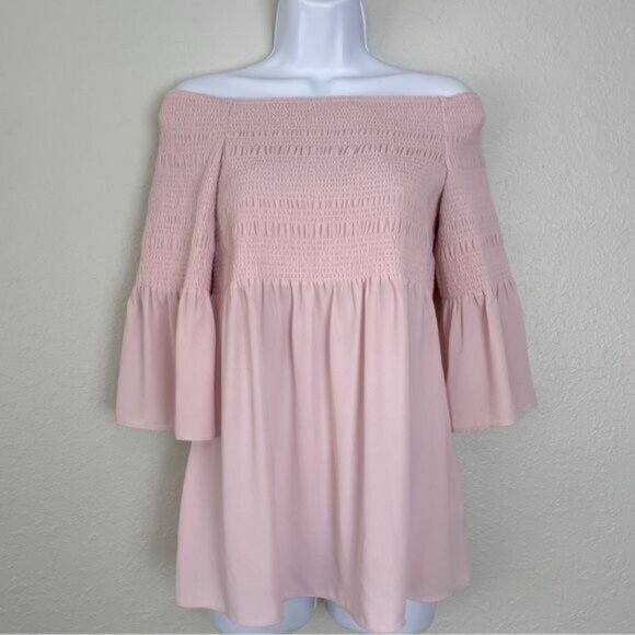 Aritzia Babaton pink smocked off shoulder flare top L - Picture 10 of 10